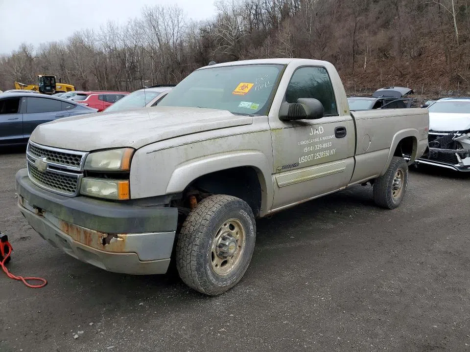 1GCHK24U45E215574