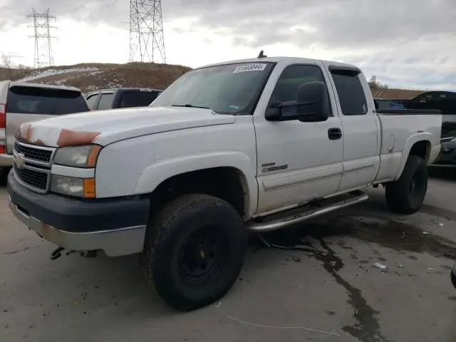 1GCHK29D47E123697