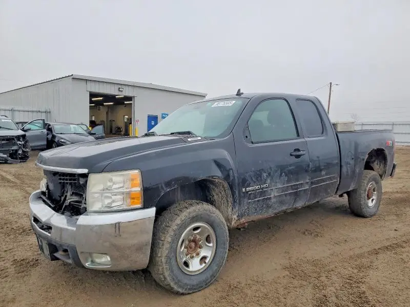 1GCHK29KX8E109660