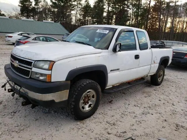 1GCHK29UX6E158520