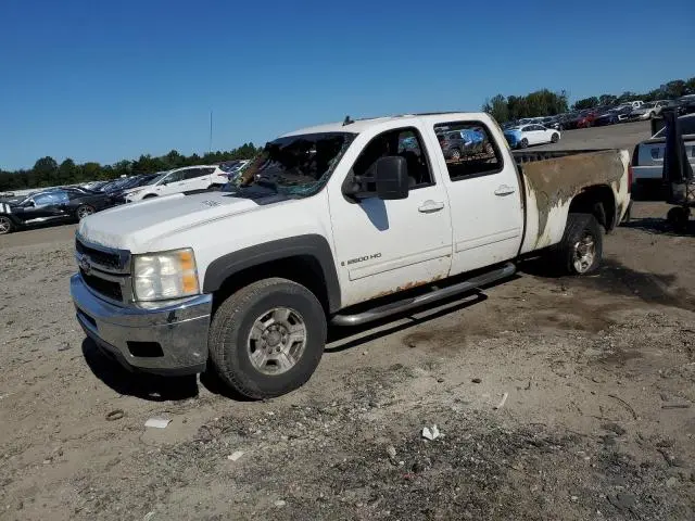 1GCHK43KX9F106421