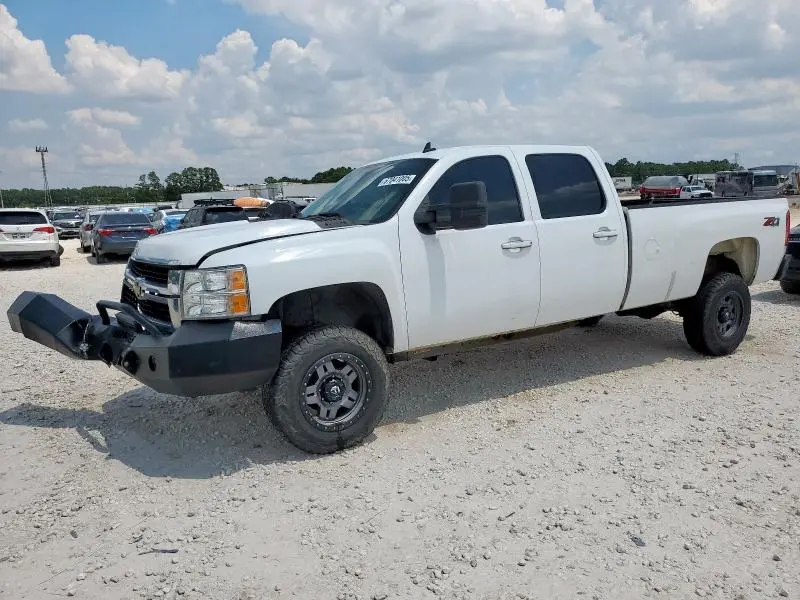 1GCHK83689F150587