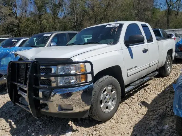 1GCRCSE08CZ355615