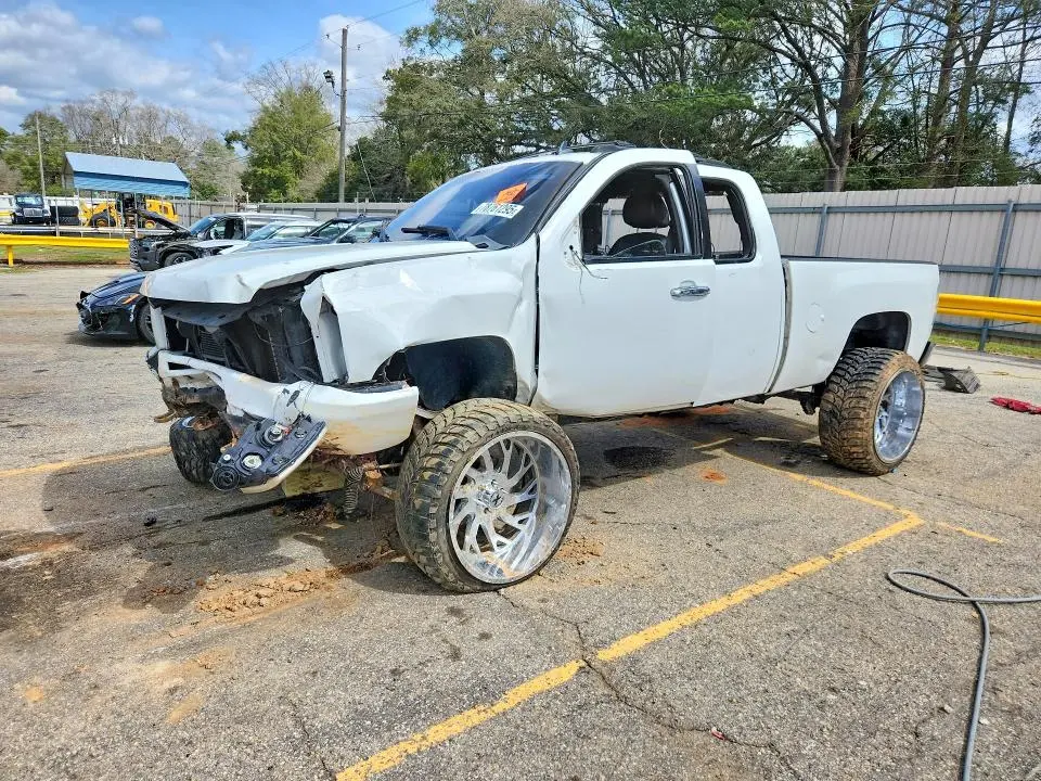 1GCRKSE7XDZ107996