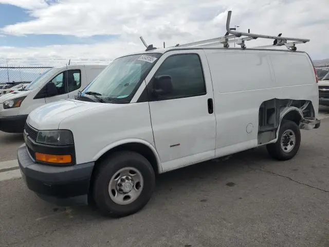 1GCWGAF10J1183911
