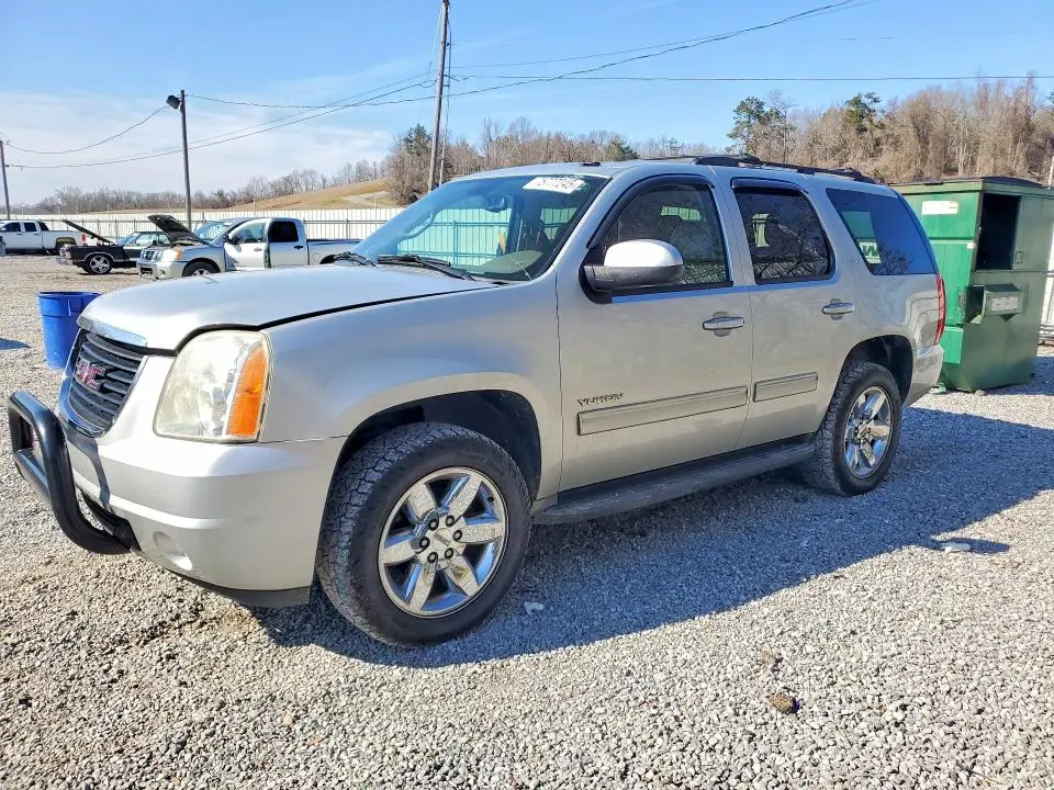 1GKS1CE04BR102467