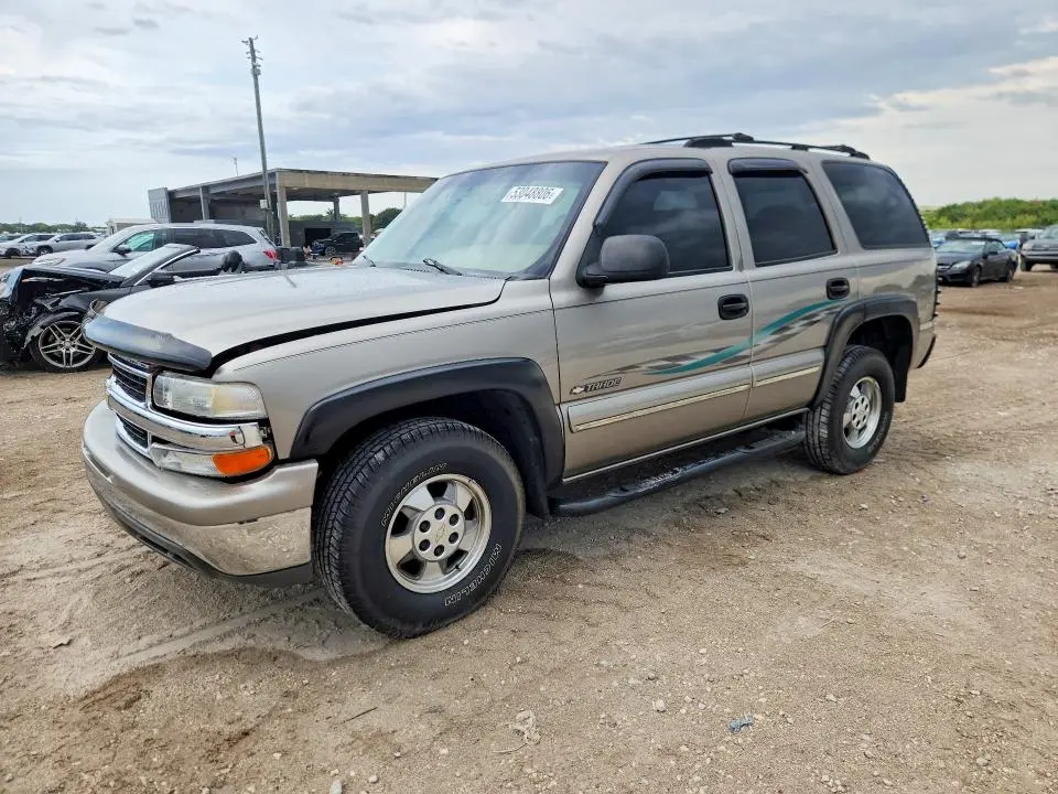 1GNEC13T1YJ138913