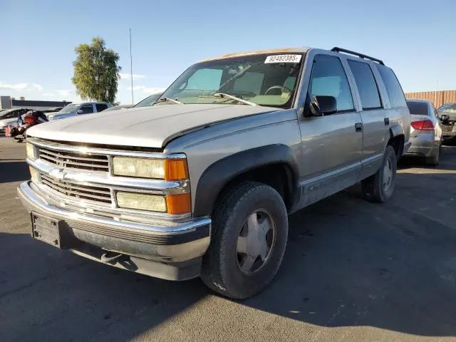 1GNEK13R0XJ438500