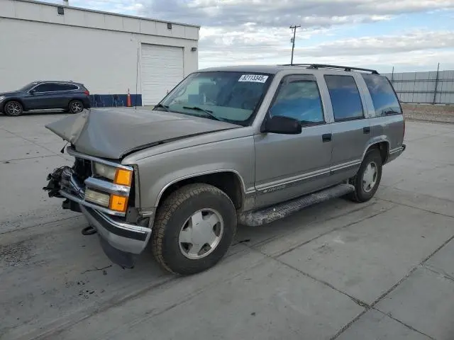 1GNEK13R2XJ307813
