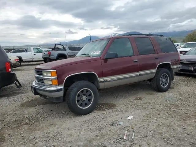 1GNEK13R2XJ563711
