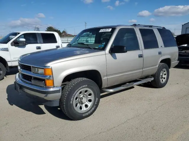 1GNEK13R4XJ458295