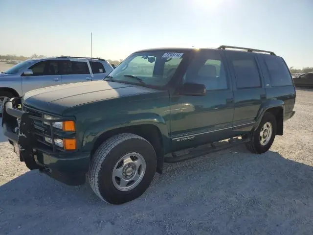 1GNEK13R8YR162635