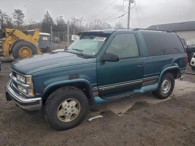 1GNEK18K6SJ306748