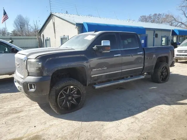 1GT120E8XFF624844