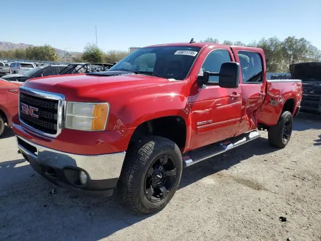 1GT121E8XBF134436