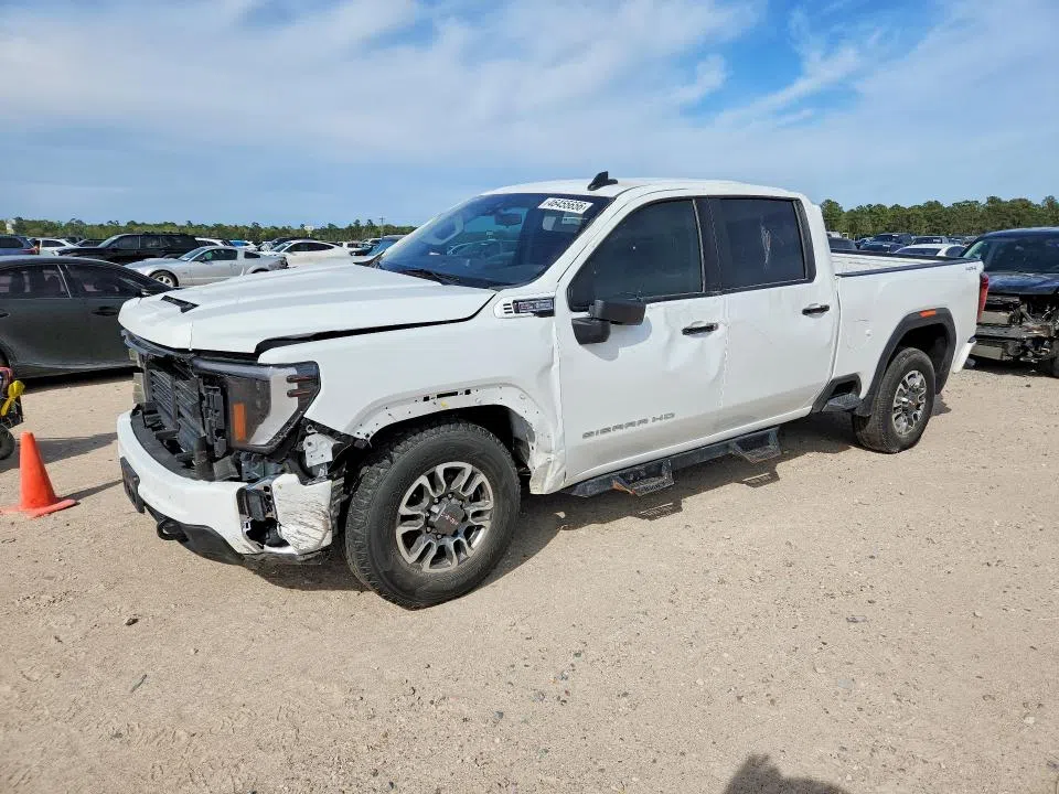 1GT1ULE7XSF153999
