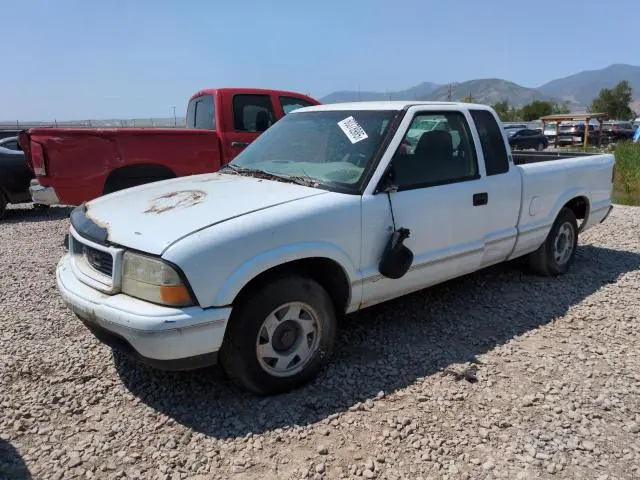 1GTCS1942W8533805