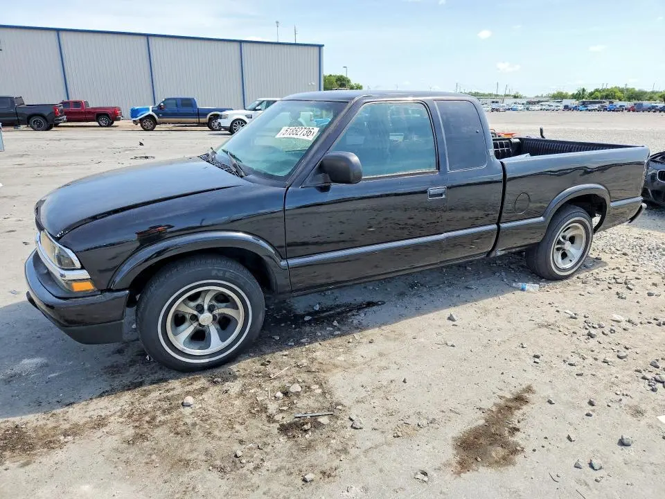 1GTCS19W718167639