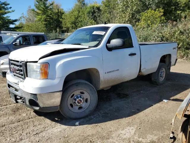 1GTHC24KX7E517112