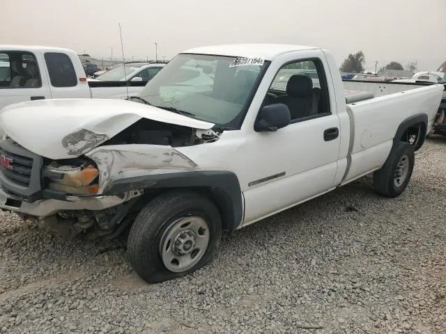 1GTHC24U16E250099