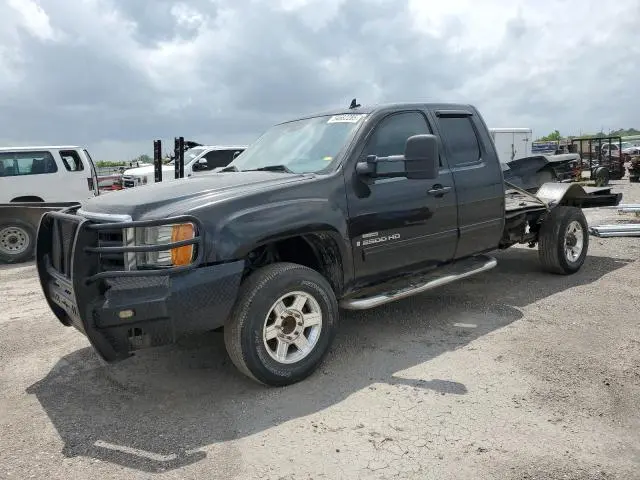 1GTHC29638E171417