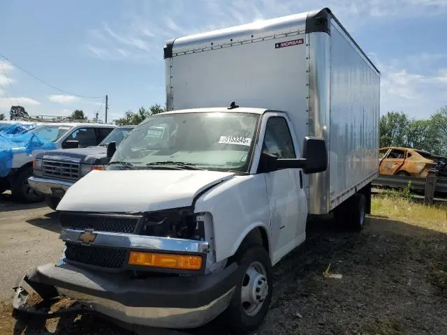 1HA3GTC76RN013804