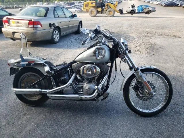 1HD1BVB115Y049118