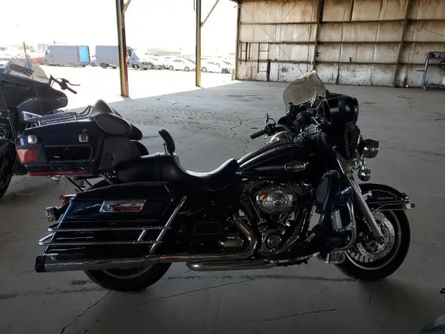 1HD1FCM17DB681788