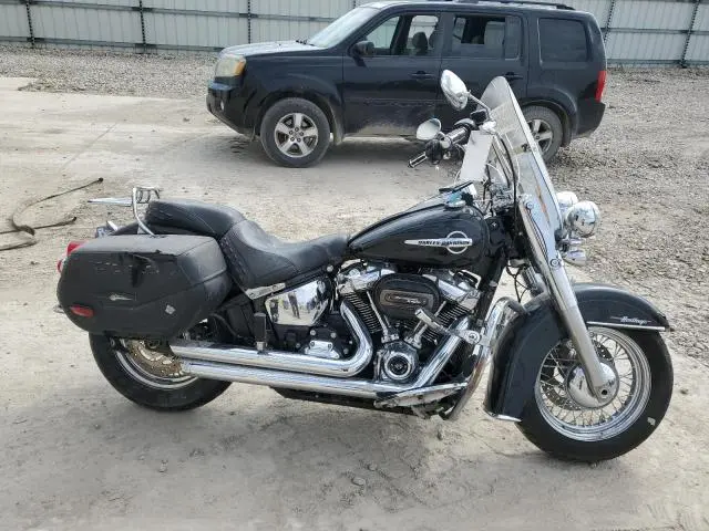 1HD1YAJ18LB011541