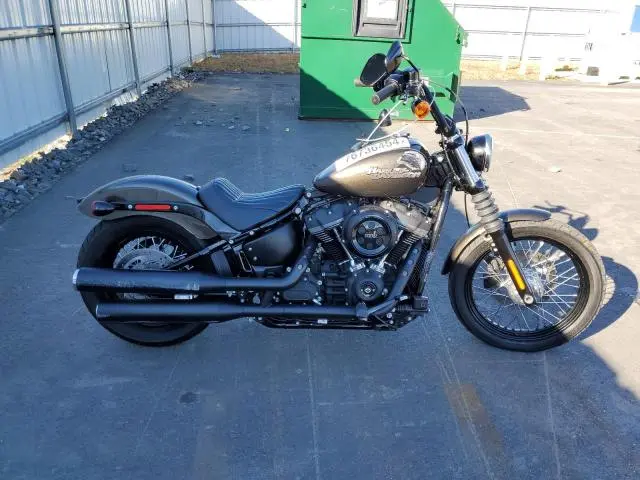 1HD1YJJ13LB061585