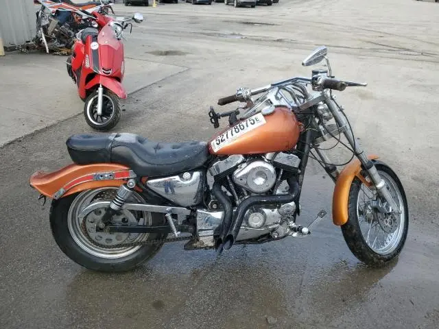 1HD4CFM13KY111966