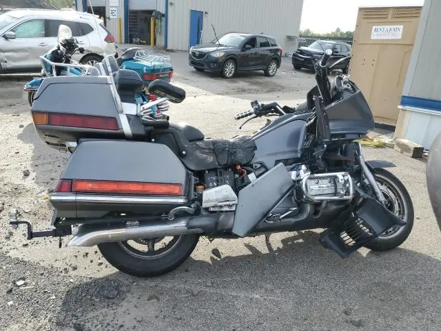 1HFSC2200JA001725