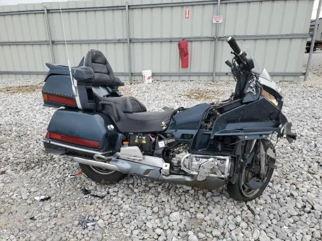 1HFSC2200KA101941