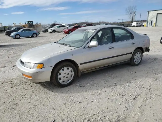 1HGCD5633VA072152