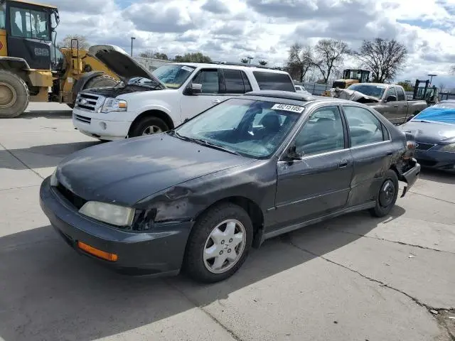 1HGCE6673VA020588