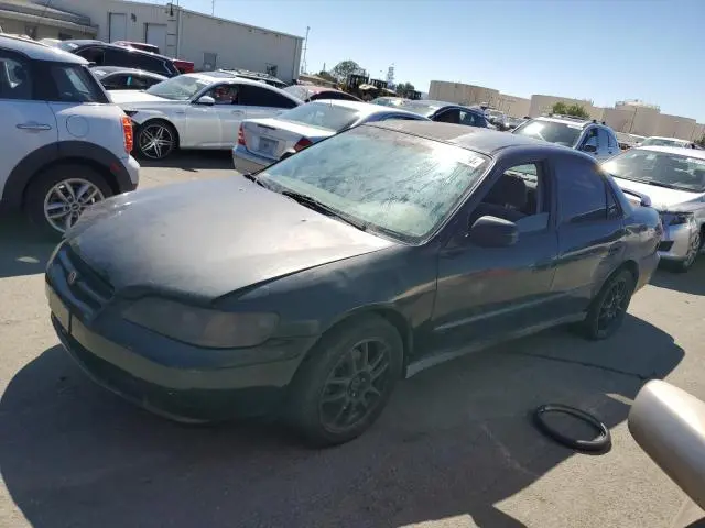 1HGCF8545YA145595