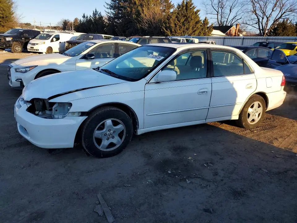 1HGCG1650XA068404