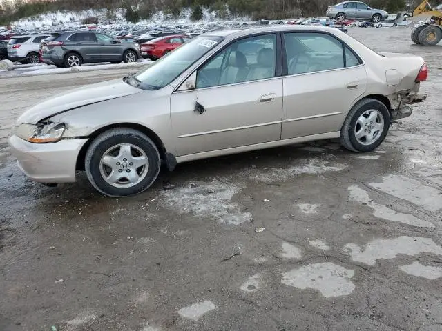 1HGCG1650YA006664