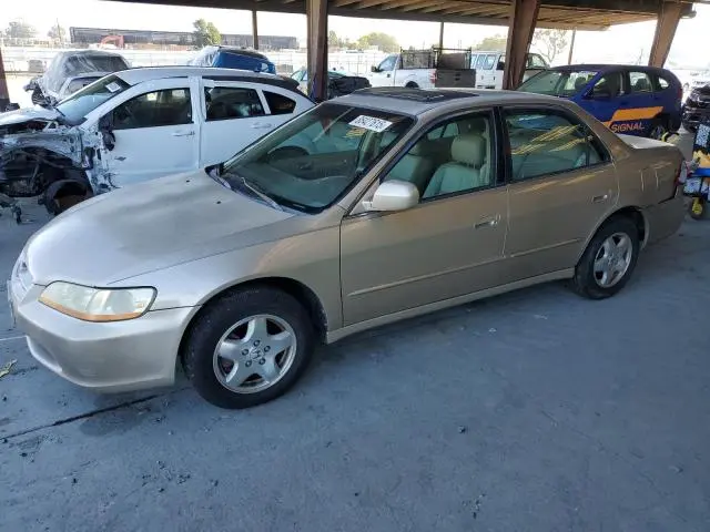 1HGCG1651YA021531
