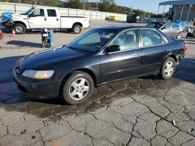 1HGCG1651YA094494