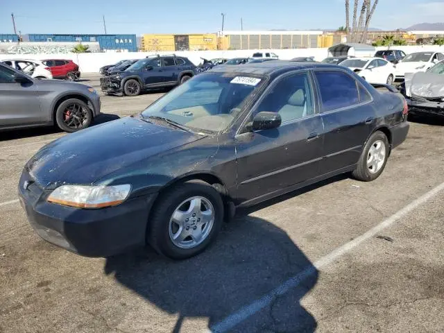 1HGCG1656XA002813