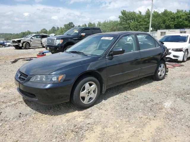 1HGCG1657YA054243
