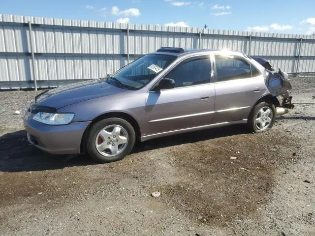 1HGCG1657YA056249