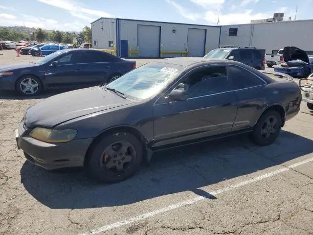 1HGCG2251YA008385
