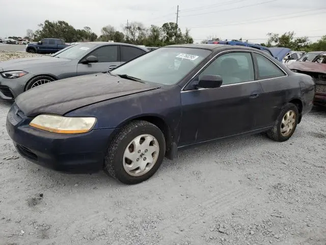 1HGCG3151YA000732