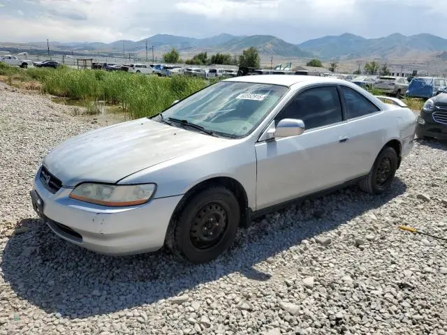 1HGCG3246YA033148