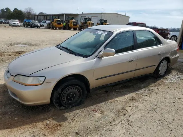 1HGCG5642YA031872