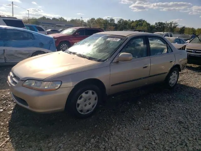 1HGCG5642YA050275