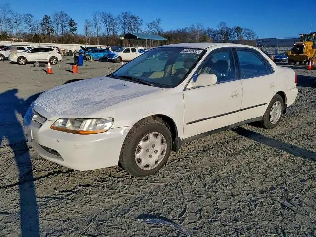 1HGCG5643XA089603