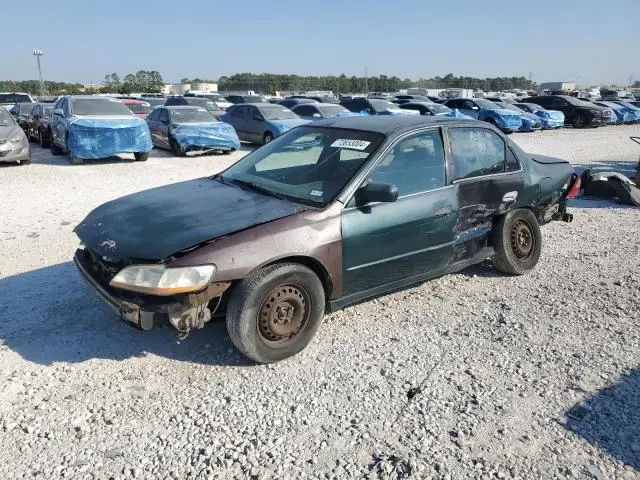 1HGCG5645WA238026